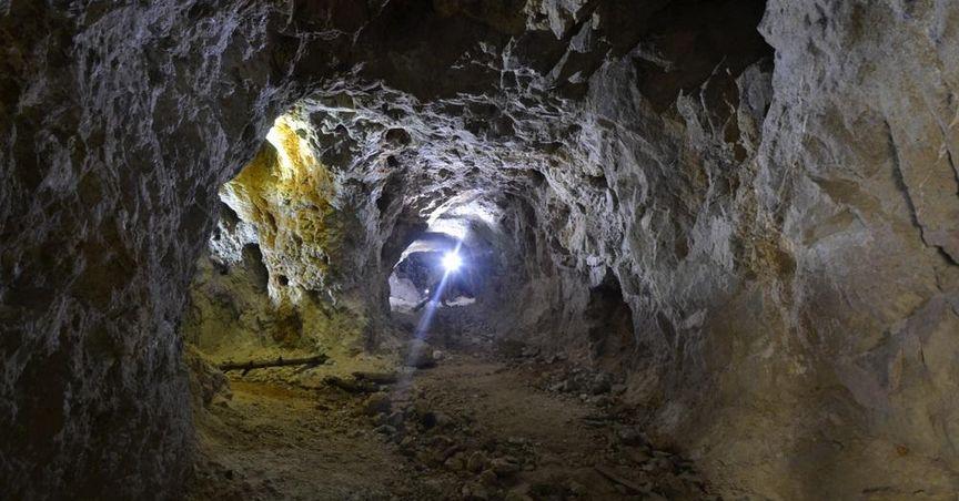  Mineral Resources Ltd Shares Surge 20% Following Onslow Sale Announcement 