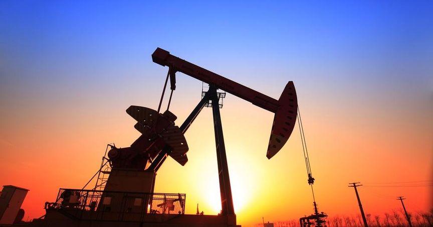  Oil Prices Drop Amid Rising Supply Expectations and Potential Peace Talks 