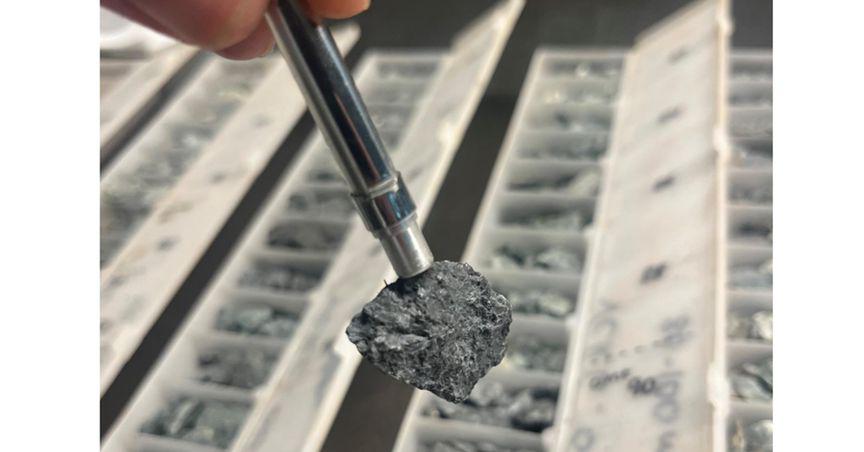  Viking Mines (ASX:VKA) shares welcome massive vanadiferous titanomagnetite hit at Canegrass 