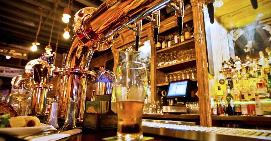 JD Wetherspoon Grows Revenue and Profits, Restores Dividend