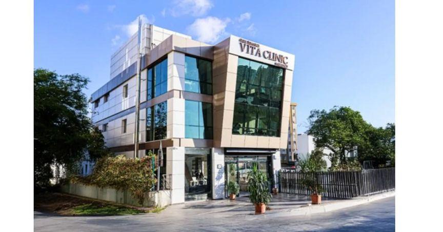  Istanbul Vita Offers Hair Transplants for HIV+ Patients 