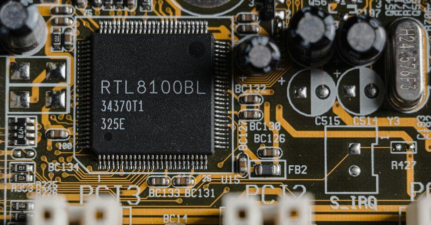  Tesla Taps Samsung for Next-Gen Chips as Texas Fab Gears Up for AI6 Production 