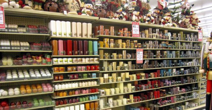  2 Retail Stocks with higher insider interests 