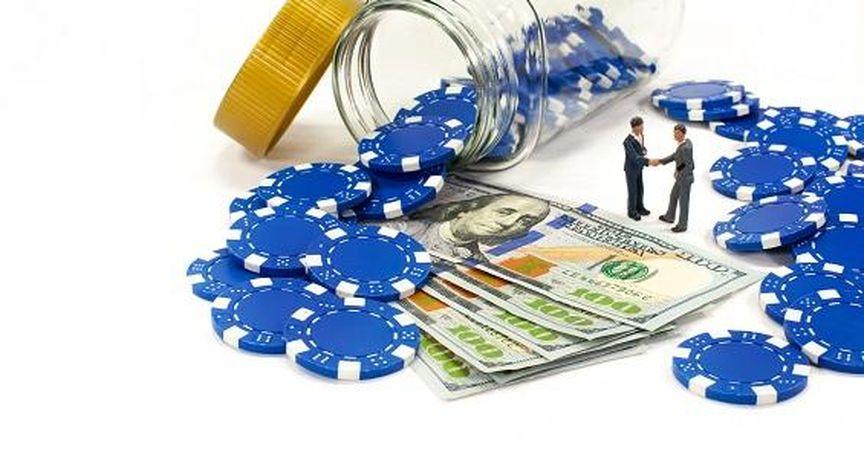  How are these 2 Top Bluechip Stocks performing in September 2023 