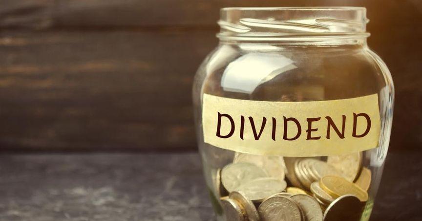  4 TSX Dividend Stocks with Top Yields 