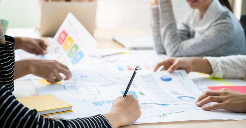 Nonqualifying Annuity: A Tax-Deferred Investment Outside IRS-Approved Plans 