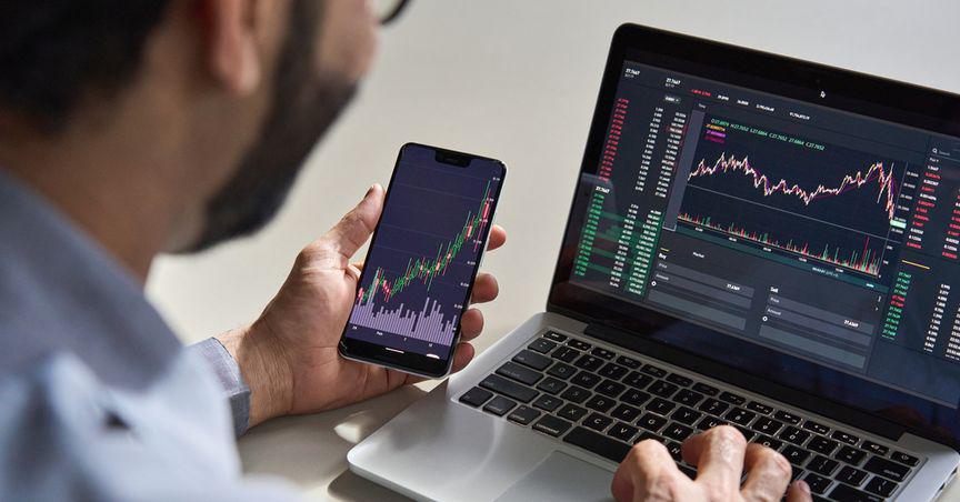  US Stock Market Closes Higher as Growth Stocks Take the Lead in Light Trading 