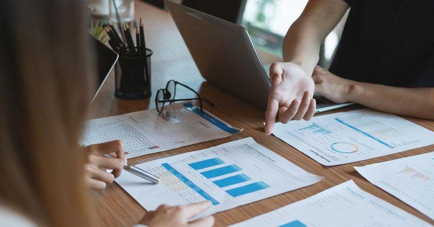  Exploring Nonreproducible Assets and Their Unique Investment Value 