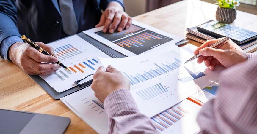  Market Movements across FTSE 350 Today Highlight Activity in Tobacco, AI 