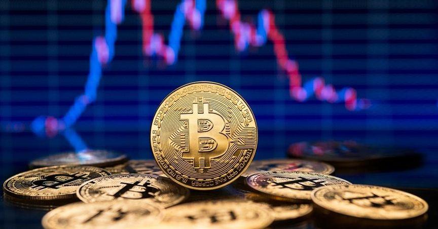  Is Bitcoin Poised for a Major Correction After Approaching Historic Price Levels? 