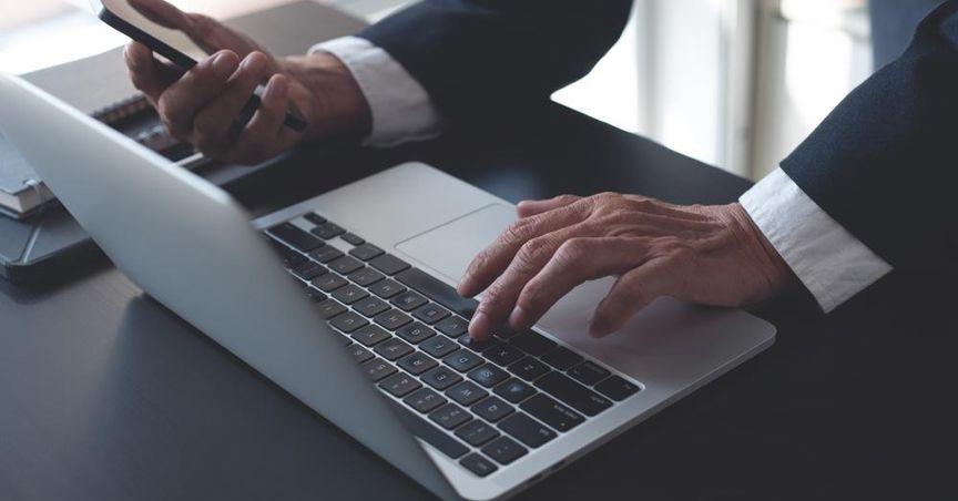  Understanding Net Float: The Combined Impact of Disbursement Float and Collection Float 