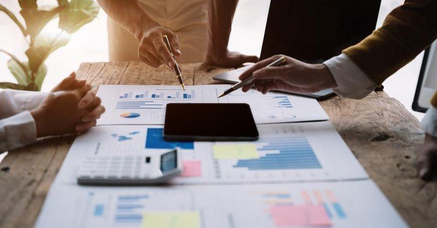 What Factors Are Influencing KeyCorp's Stock Performance?