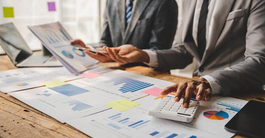 What Factors Have Led to the Shifting Ratings of Infosys (NYSE:INFY)?