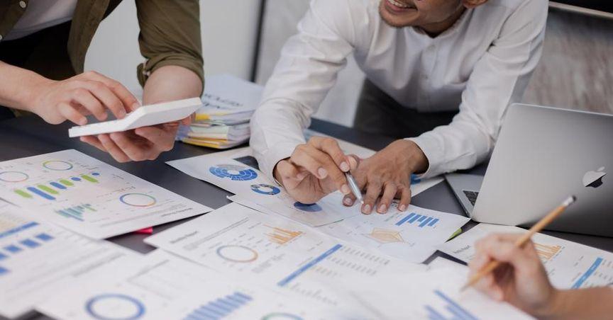  Monetary Indicators and Their Economic Impact 