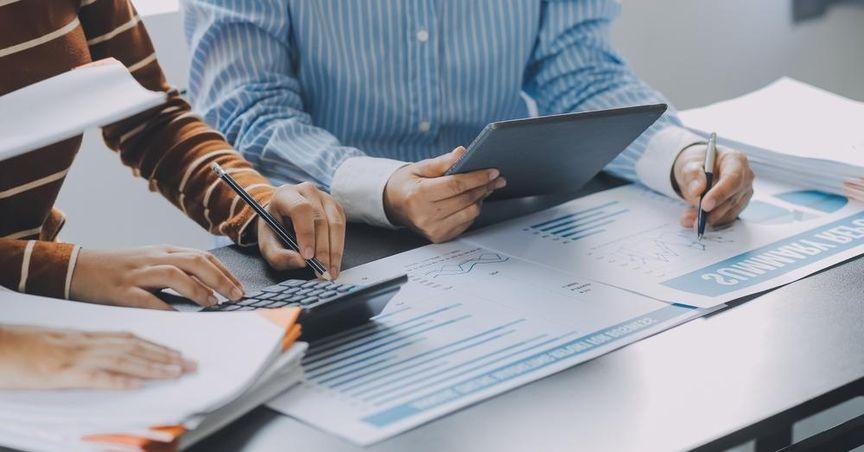  Bitfarms (TSX:BITF) Surges Amid TSX Smallcap Index Market Trends 