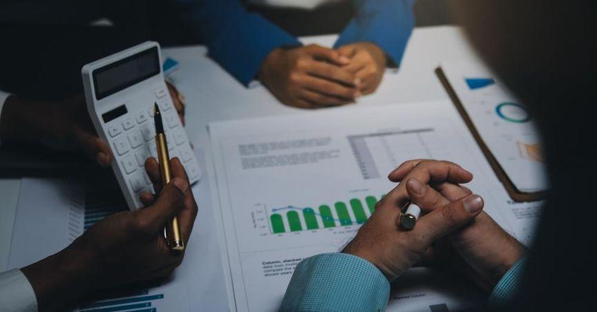  Neglected Firm Effect 