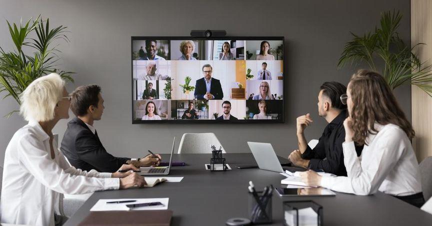  Zoom Video Communications Inc. Outperforms Market Despite Daily Losses 