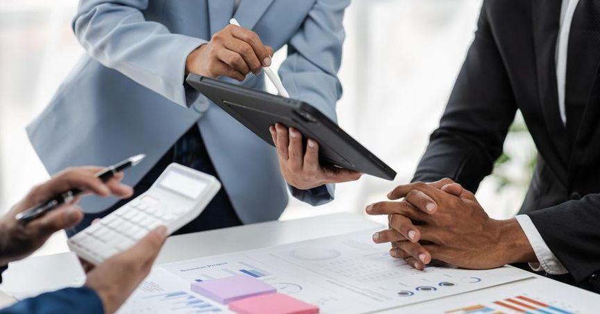  Mixed Account: Balancing Long and Short Positions in a Single Portfolio 