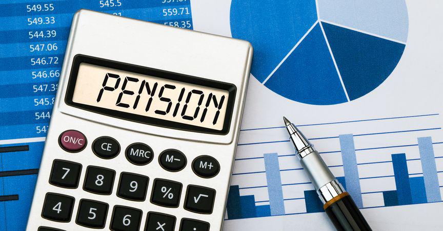  3 FTSE-listed pension stocks to explore as funds decline 