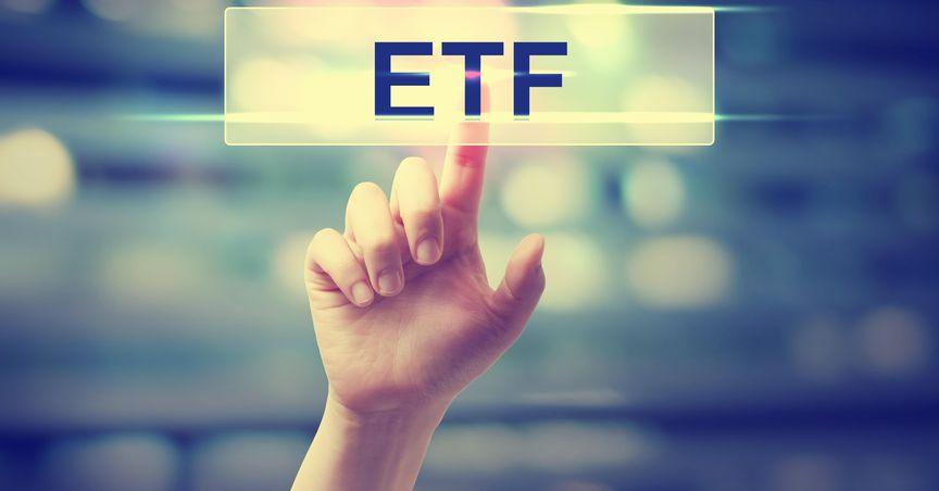  Crypto Growth in 2025 Impact of ETFs and Corporate Adoption 