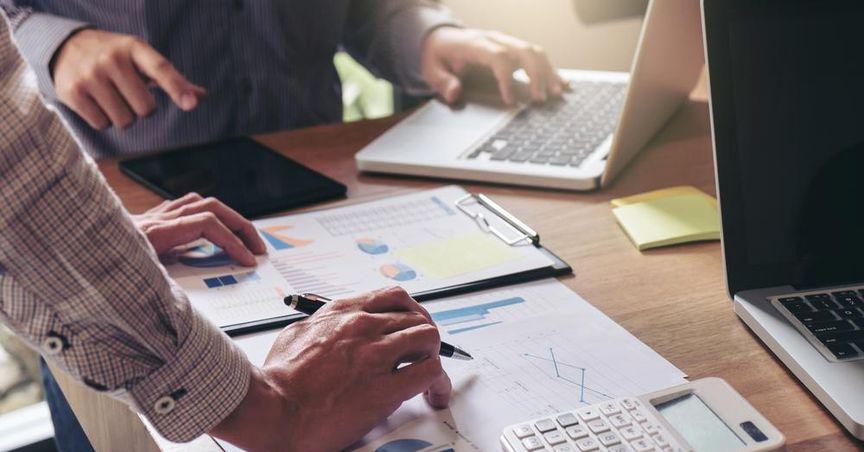  Is Chesnara plc boosting FTSE 350 growth with cash surge now? 