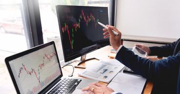 US stocks reach new highs as China moves to limit Coronavirus impact