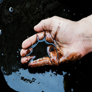 Oil Crisis: Should you Buy or Sell Some Oil Stocks?