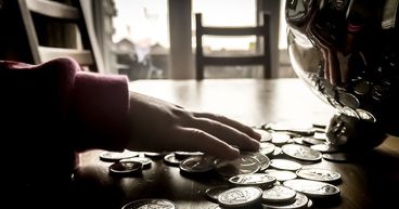 Bombardier, HEXO & Jaguar Mining: 3 trending stocks under C$1 to boost your investment