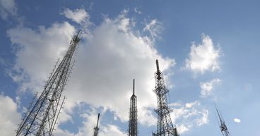 How One Should Be Looking at Telecom Shares as Vodafone (LON: VOD) Keeps Paying Out Dividend?