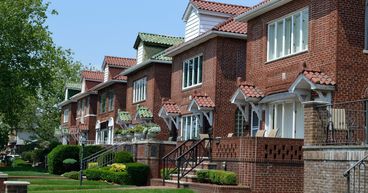 Which Australian suburbs have the most expensive homes?