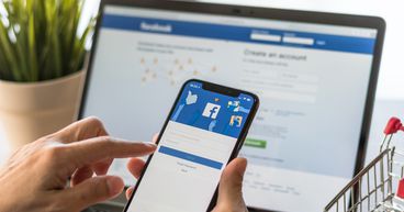  Facebook faces ire from the AU government, restores health and emergency pages 