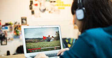 If Netflix Has Its Way, You May Soon Need Your Own Account