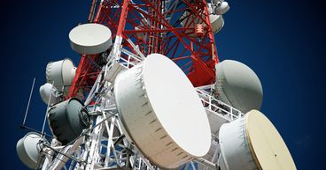 Rogers-Shaw Deal: Impact On Canadian Telecom Sector & Stock Market