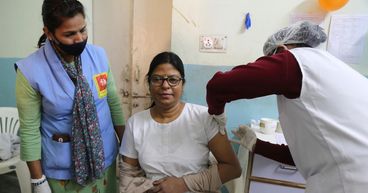 SOS calls giving way to obits as COVID-19 rips through India