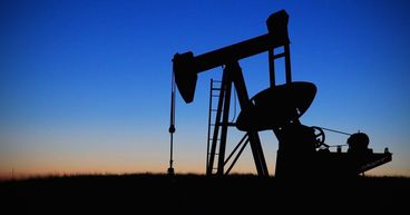 Exxon Mobil, Chevron Shares Decline Despite Reporting Quarterly Profits