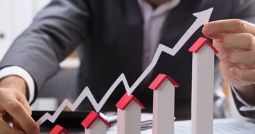Spotlight On 3 FTSE 250 Real Estate Stocks as March Sees Strongest Mortgage Borrowing