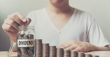 2 Dividend-Paying Stocks To Buy Under C$5!