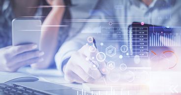Strong Q1 Results, Improved Outlook Boost Signet, RH Stocks