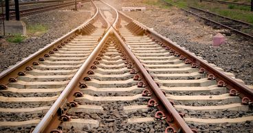 Rail Firms Urge the Government Not to Reduce APD on Flights