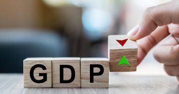 Canada’s GDP fell 0.3% in April. What’s in store for the economy?