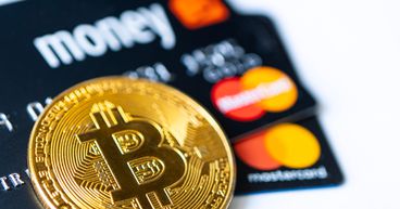 What are crypto cards and what are their benefits?