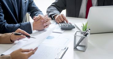 How does active investing stack up against passive investing?