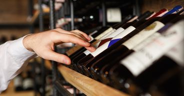 5 UK-listed liquor stocks to look at amid beer shortage in Scotland