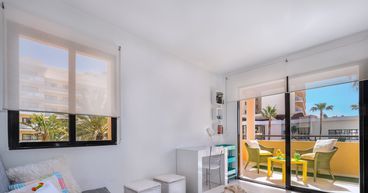 Airbnb (NASDAQ:ABNB) extends temporary housing support to Afghan refugees