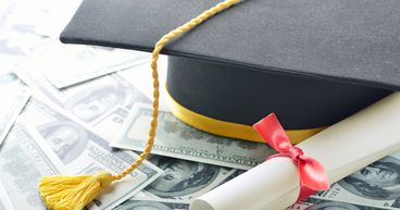 Want to pay­ off your student loan faster? Here’s how, when to start