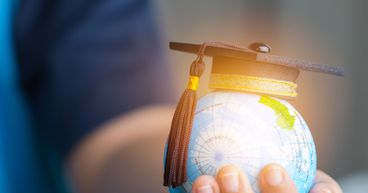How to Pick the Best Custom College Essay Services?