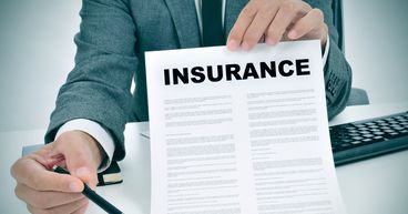 Should you add these 2 blue-chip insurance stocks to your portfolio?