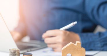 Savills, Grainger & Legal & General: 3 rent stocks to buy now