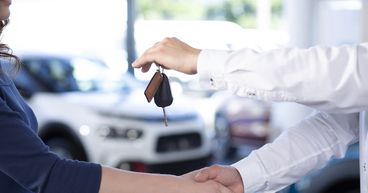 Global semiconductor shortage continues to hurt car buyers in 2022
