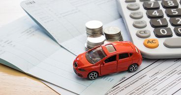Are these 2 car insurance stocks a good buy for 2022?